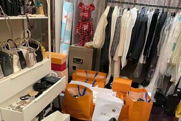 盘锦市双台子回收一线品牌衣服